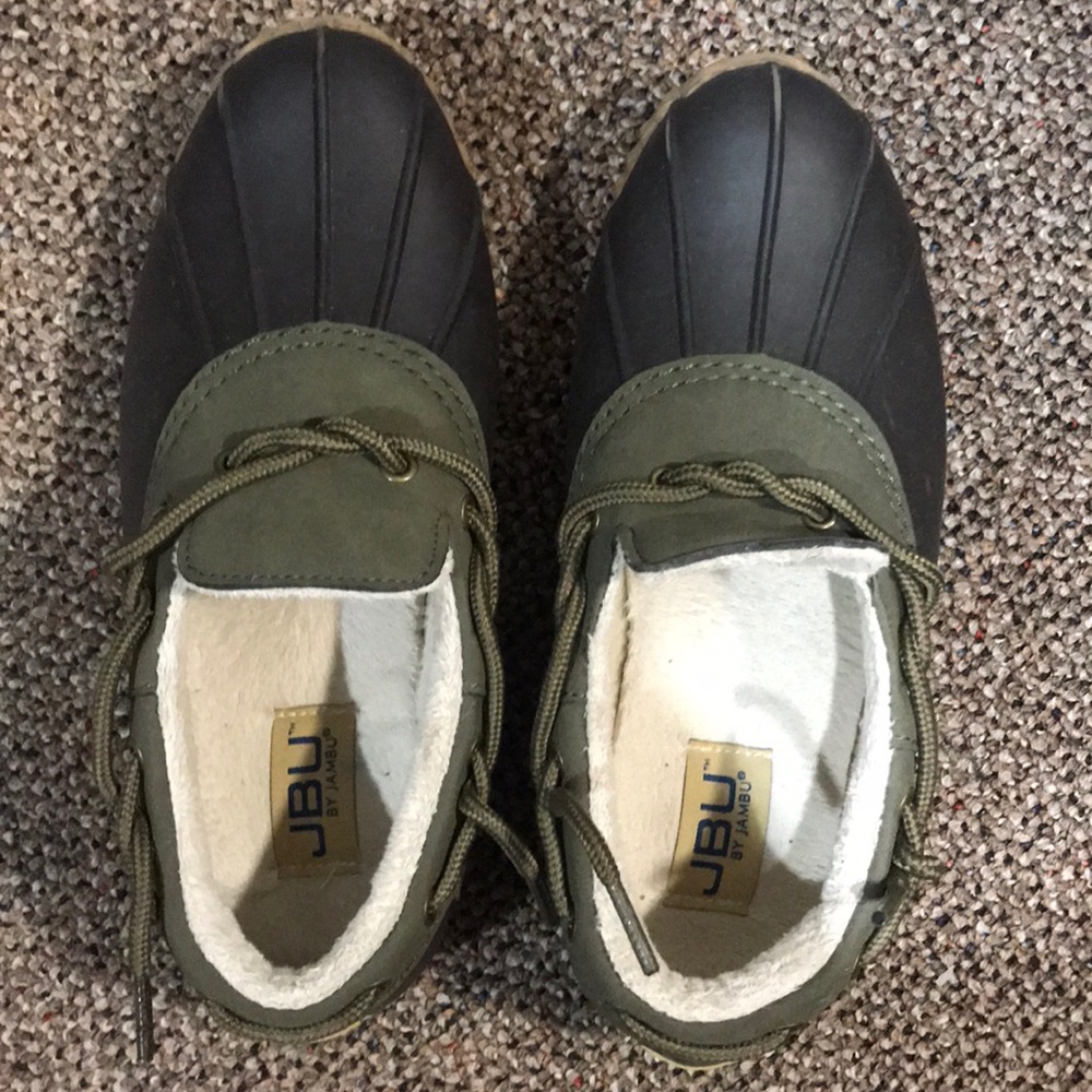 JBU LOW ANKLE SIZE ALL WEATHER BOOTIES SIZE 6.5
